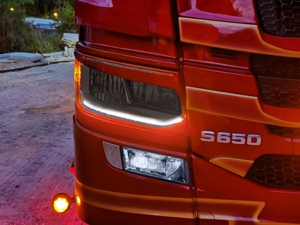 DUO LED positielicht + strobe tbv mistlamp Scania R/S NextGen tot 2023