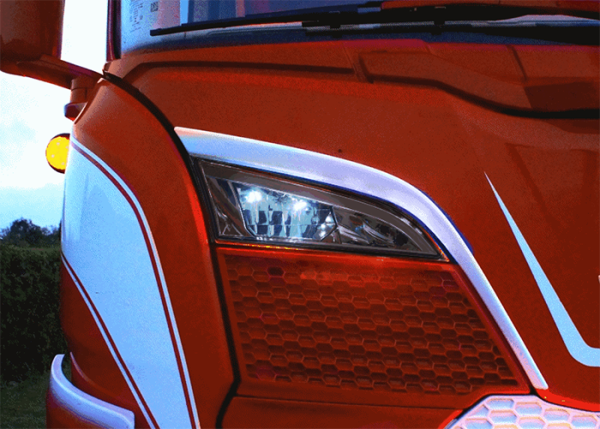 DUO LED positielicht + strobe tbv grill verstraler Scania R/S NextGen vanaf 2023