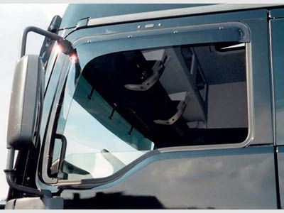 Side Window Deflector Renault Magnum AE Till 2008