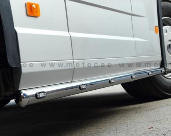 METEC Sidebars Volvo FH4 2013+ wielbasis 3400mm