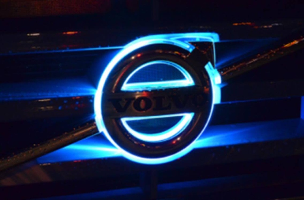 White LED lighting logo Volvo FH/FM4 24v