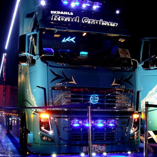 FH / FM 3 LED lights Logo Volvo 2013