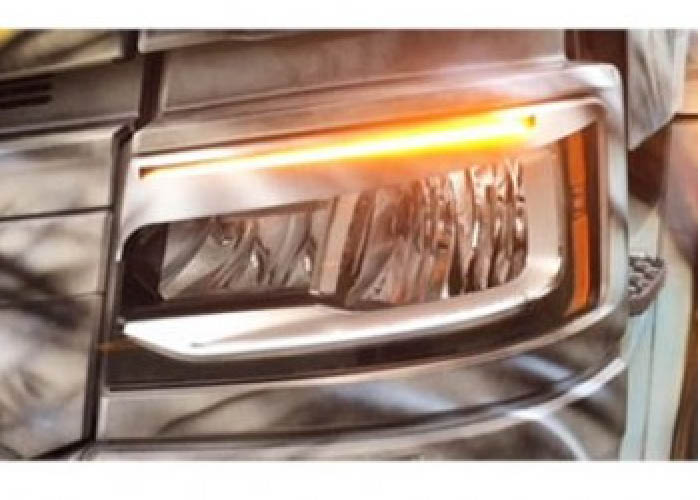 Headlight spoiler (L+R) Scania NextGen with daytime running light cutout