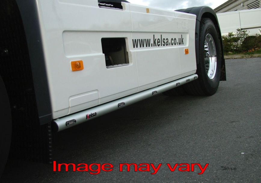 SideBars Aluminum Volvo FH/FM2 & 3 WIELBASIS 3800MM - 5 Amber LED