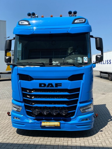 [20701271] Polyester Bumperspoiler voor DAF NGD '21