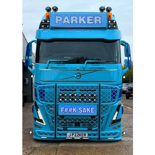 [7VFH4FCZKN5T3] Sonnenblende Volvo FH4 / FH4B - Typ 3 - Forward Collision - 5 Top Lichtöffnungen